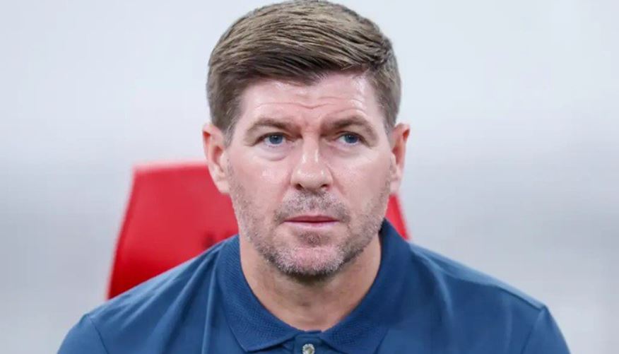 Steven Gerrard chuẩn bị trở lại Anfield là tin nóng hổi