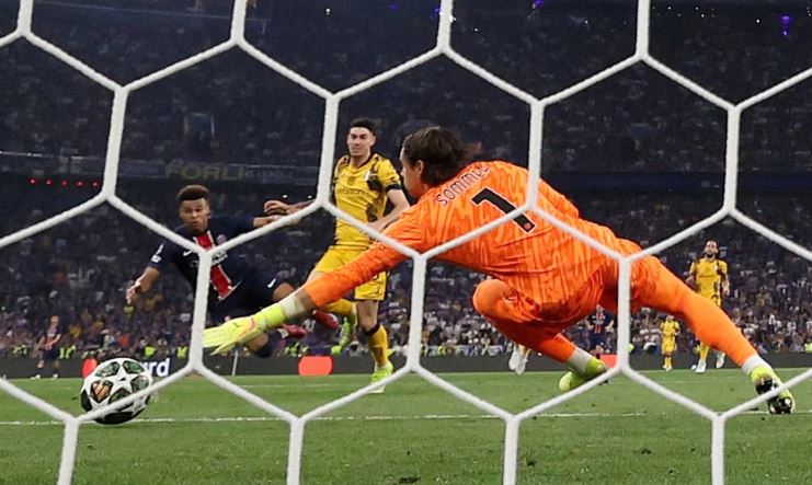 Chiến thắng trước Monaco giúp PSG giành vé vào Champions League an toàn