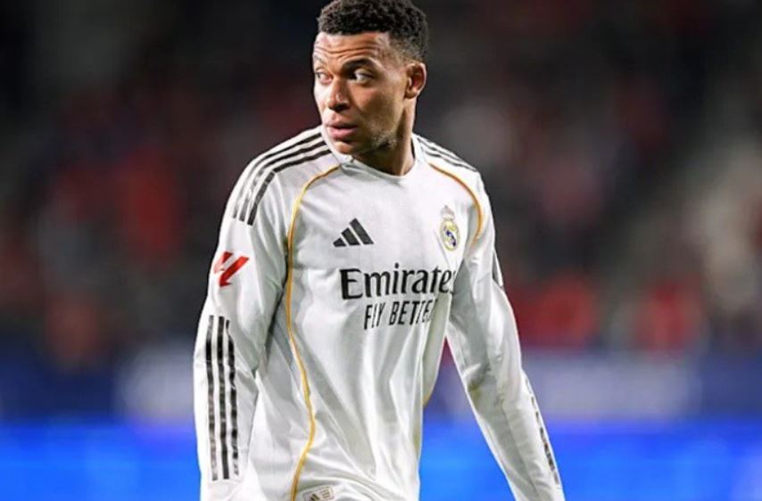 Real nguy cơ vắng mặt Mbappe tại trận lượt đi vòng 1/8 Champions League